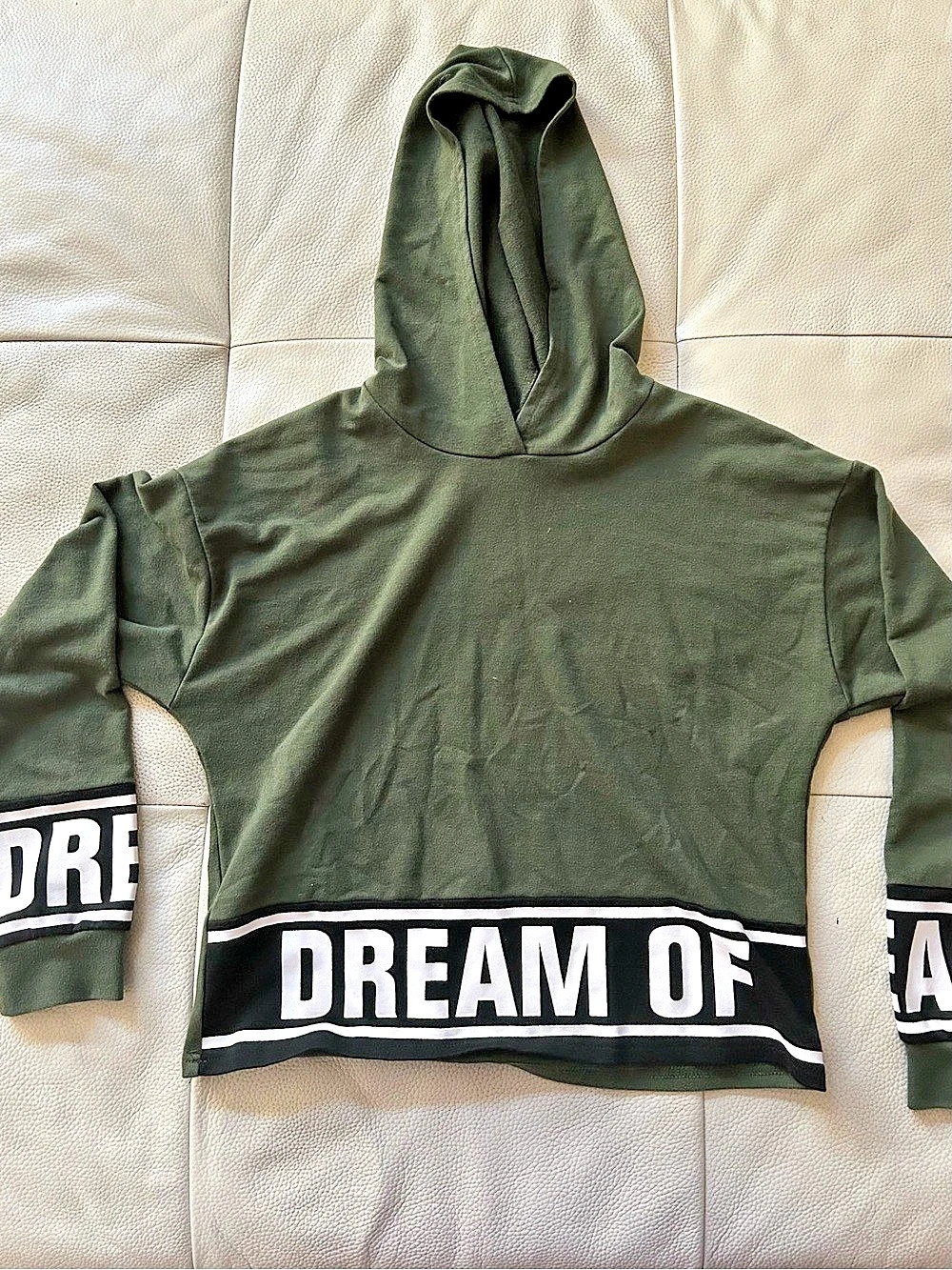 SHEIN Girls Green Graphic Hoodie Like New, Size 11/12 Youth